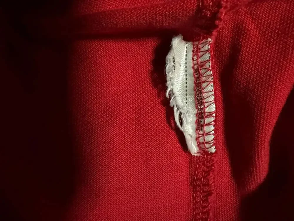 Guess Los Angeles Colorblock Embroidered T-Shirt, Size Small/Medium - Picture 3 of 5